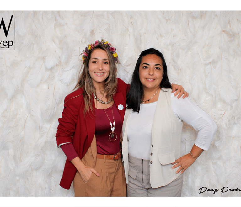 87-20251111-192209.796736-photo-6x4